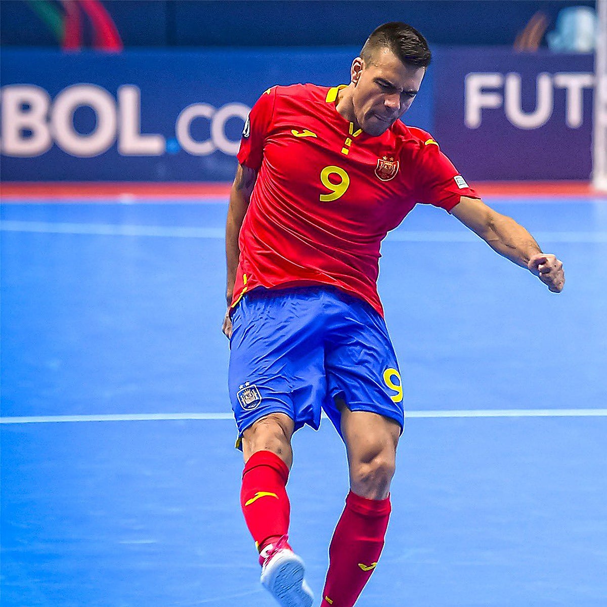 Sergio Lozano: «Me duele que haya gente que esté deseando que perdamos y que no vayamos todos a una»