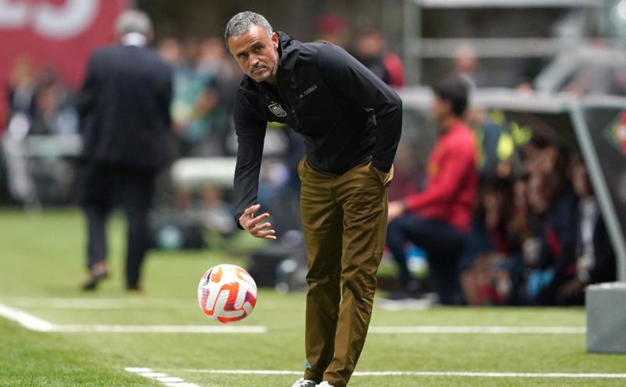 Luis Enrique, durante el partido de Braga ante Portugal