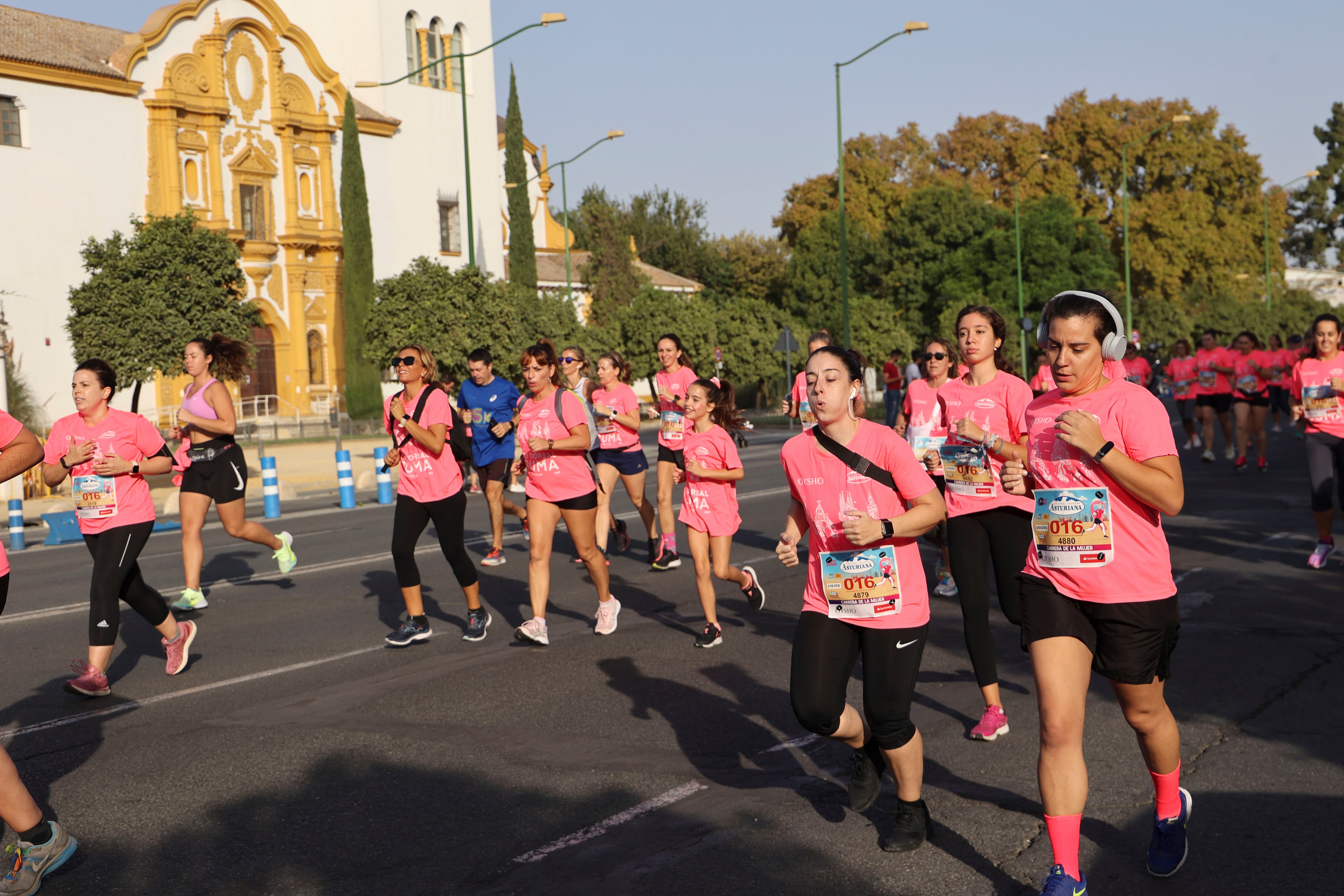 ¿Has corrido la Carrera de la Mujer de Sevilla 2022? Búscate aquí (I)