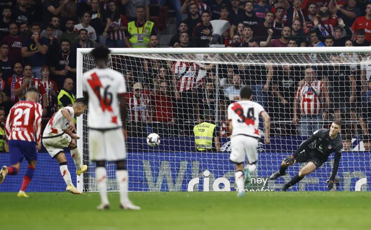 Falcao anota de penalti el empate