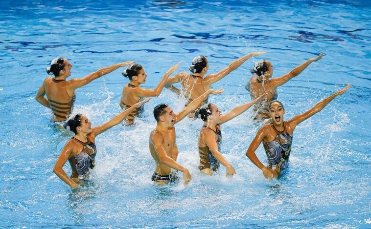 Un deporte mixto total: el salto hacia la igualdad de la natación artística