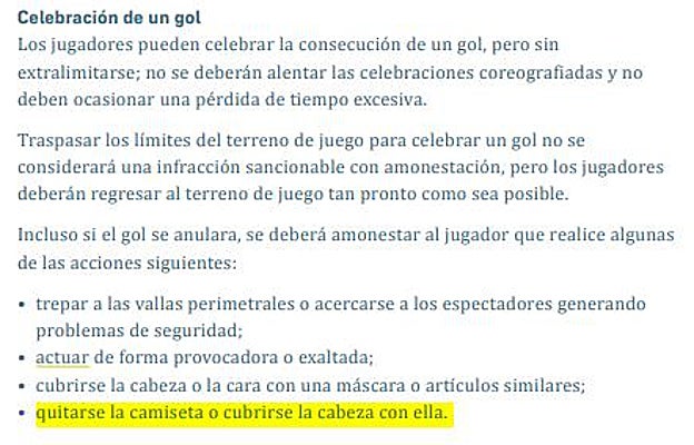 Polémica expulsión de Álex Baena por homenajear al fallecido Llaneza