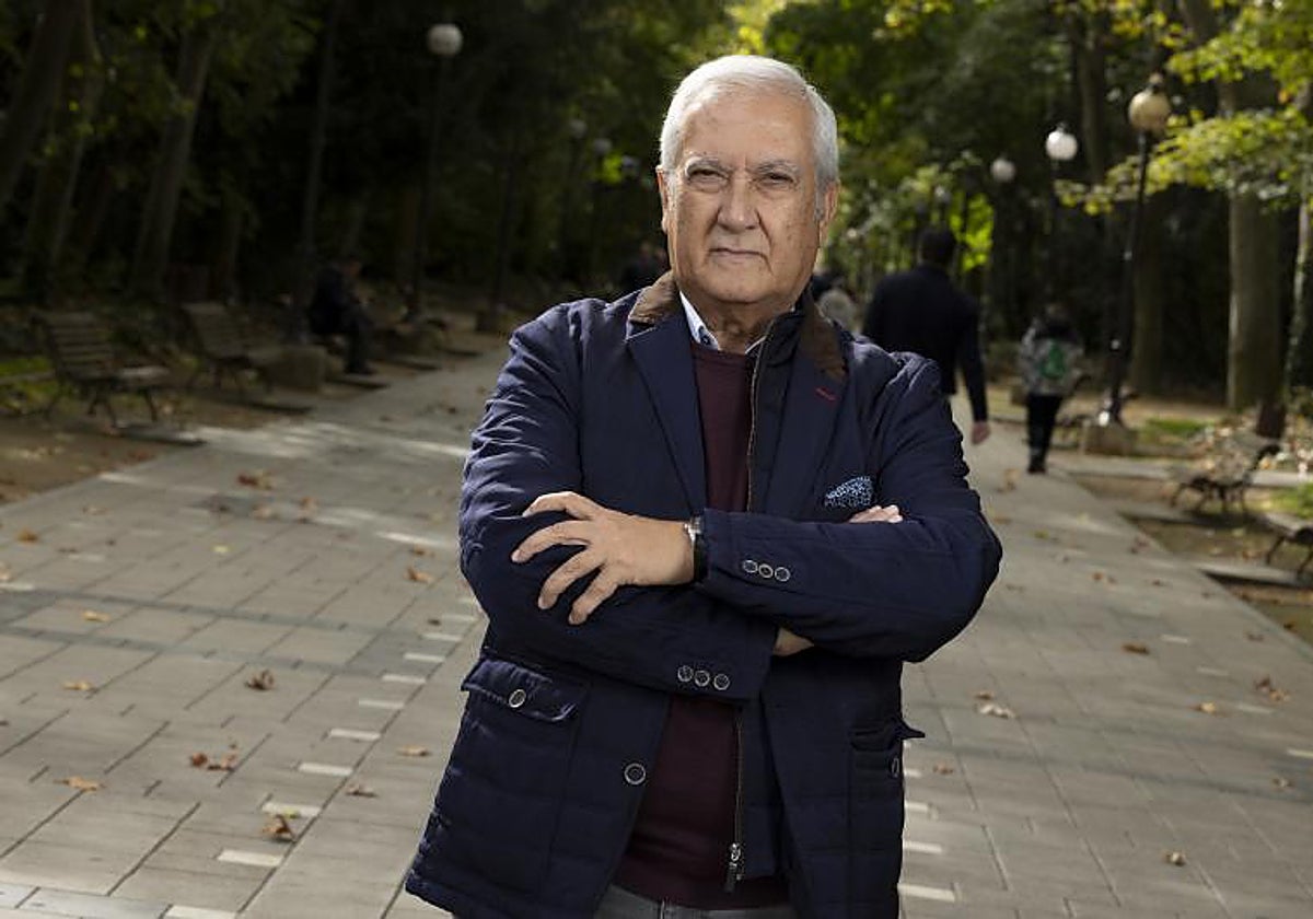 Gregorio Manzano posa en Valladolid para la entrevista