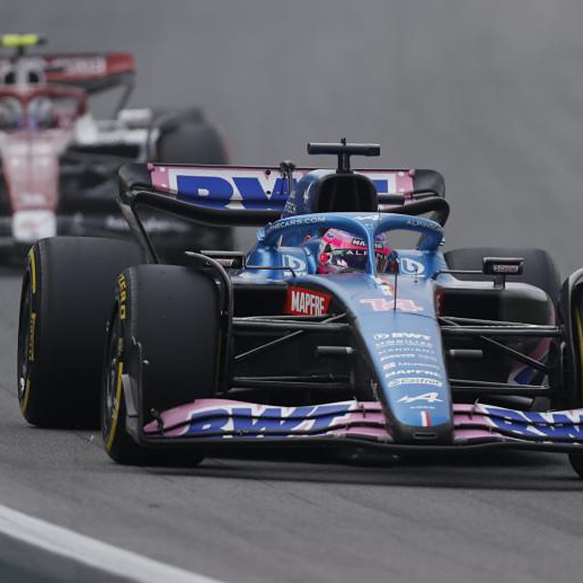 Genial remontada de Fernando Alonso y noveno podio de Carlos Sainz