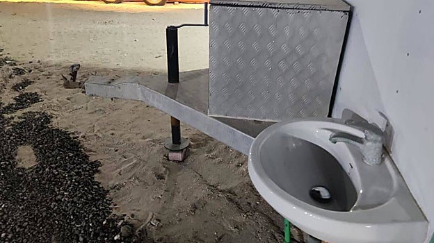 Luna de miel en el descampado: las atípicas noches de los hinchas en Qatar 2022