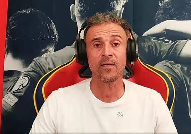 Luis Enrique, en Twitch: «Quedé con Hansi Flick en vernos en la final»
