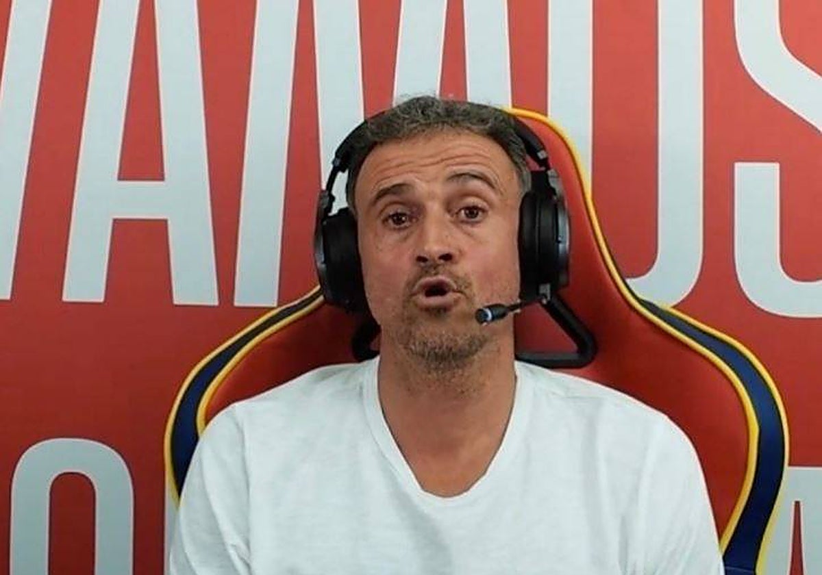 «Los futbolistas tenemos los mismos miedos y complejos que cualquier trabajador»