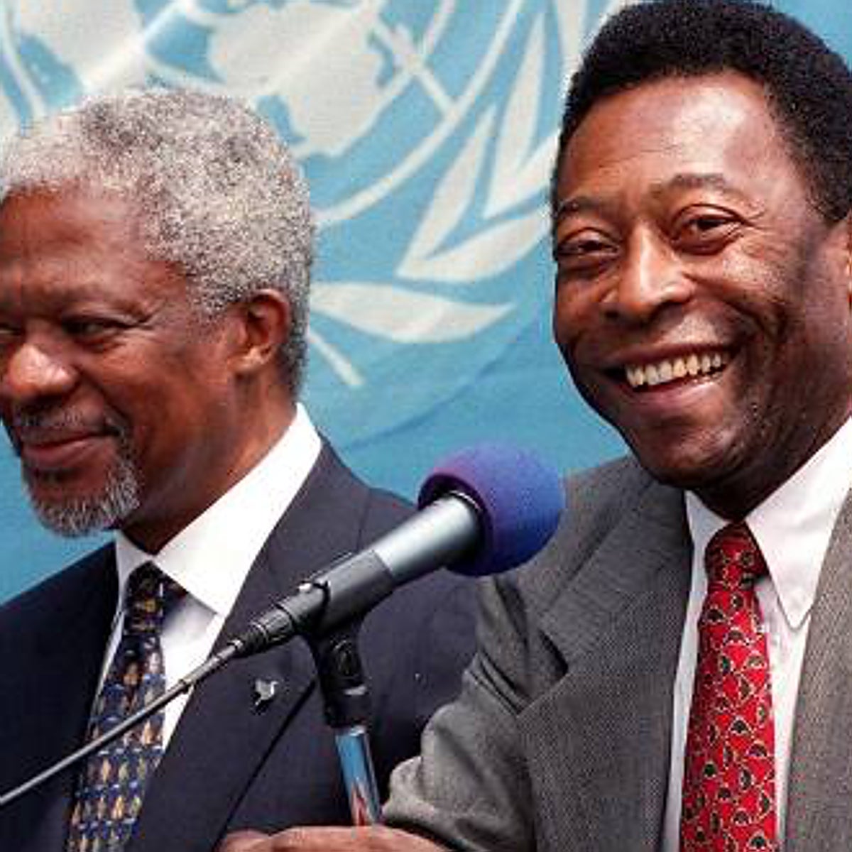 Las grandes luchas de Pelé fuera de los estadios: niños, pobreza, racismo y ecología