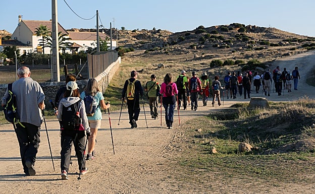 El SADUS abre las inscripciones para los cursos de abonados