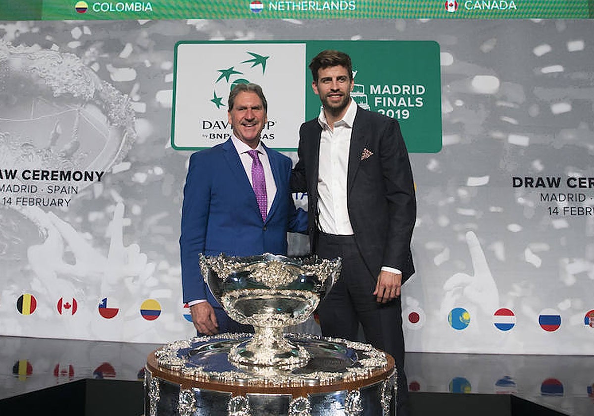 Piqué y Ángel Garrido, en la presentación de las finales de la Copa Davis de 2019