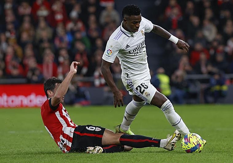 Vinicius, el saco de boxeo del fútbol español