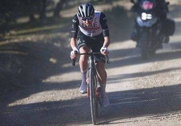 El monólogo de Pogacar da prestigio a la clásica de los olivos