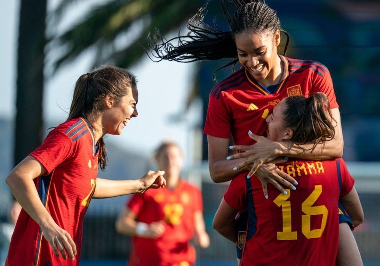 España golea a Jamaica en el estreno de la Copa de Naciones