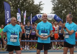 La 5K Breakfast Run reúne a unos 2.000 corredores junto a Antón, Cacho y Fiz en el preámbulo del maratón