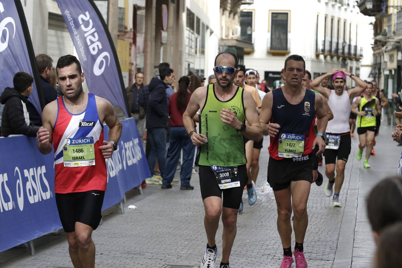 Participantes en el Zurich Maratón de Sevilla 2023