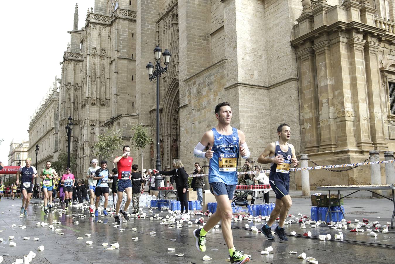 Participantes en el Zurich Maratón de Sevilla 2023