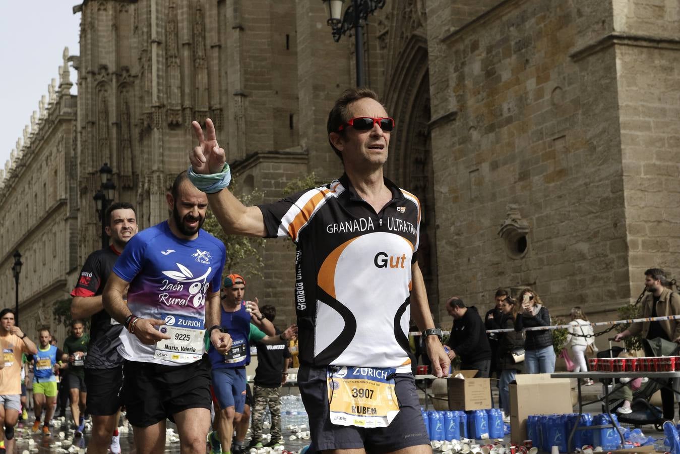Participantes en el Zurich Maratón de Sevilla 2023