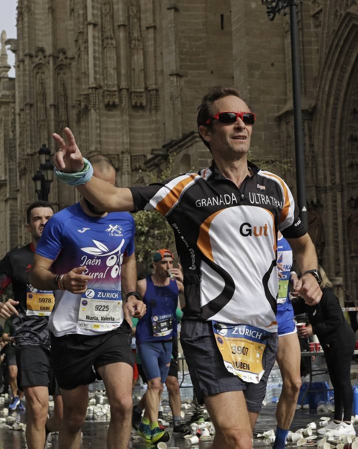 Participantes en el Zurich Maratón de Sevilla 2023