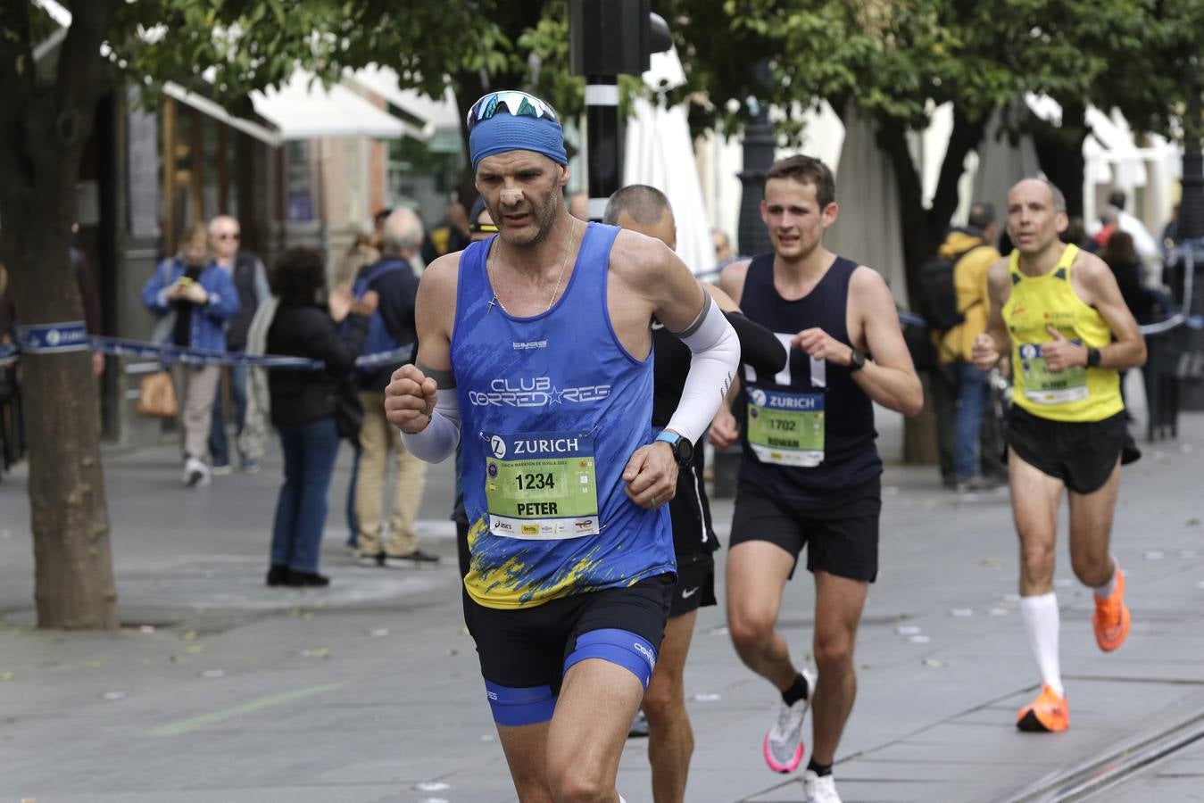 Participantes en el Zurich Maratón de Sevilla 2023