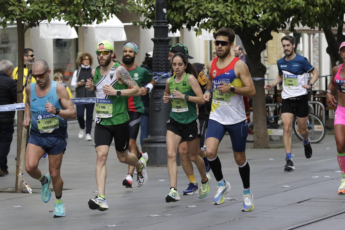 Participantes en el Zurich Maratón de Sevilla 2023