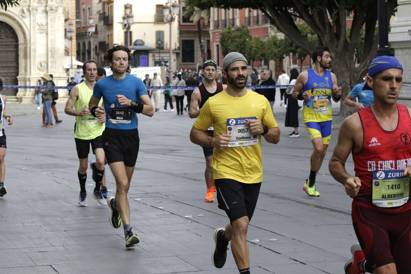Participantes en el Zurich Maratón de Sevilla 2023