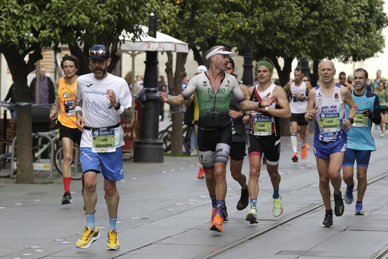 Participantes en el Zurich Maratón de Sevilla 2023