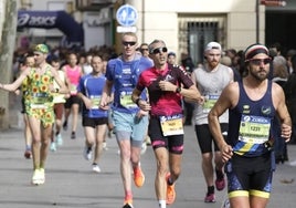 Si has corrido el Zurich Maratón de Sevilla 2023, busca tu foto aquí (IX)