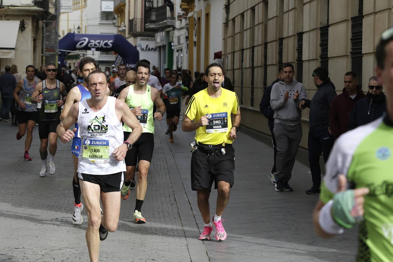 Participantes en el Zurich Maratón de Sevilla 2023