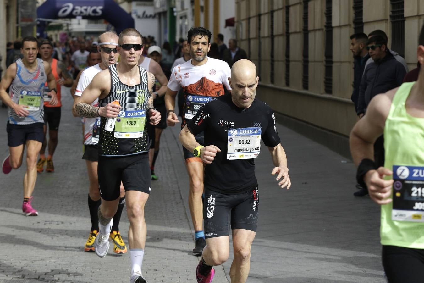 Participantes en el Zurich Maratón de Sevilla 2023