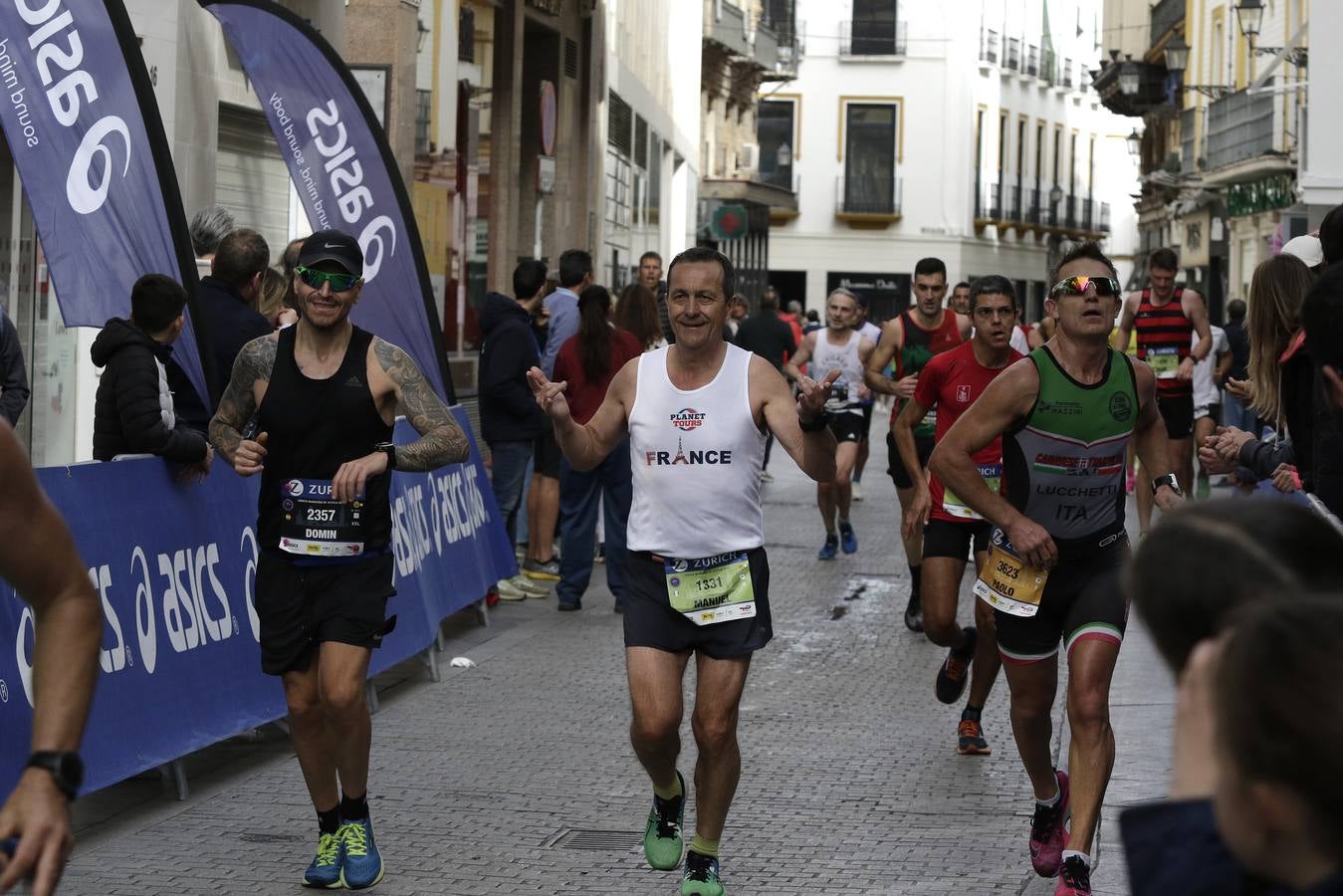 Participantes en el Zurich Maratón de Sevilla 2023