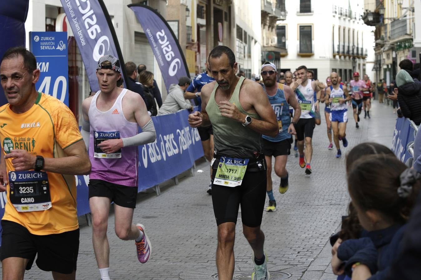 Participantes en el Zurich Maratón de Sevilla 2023