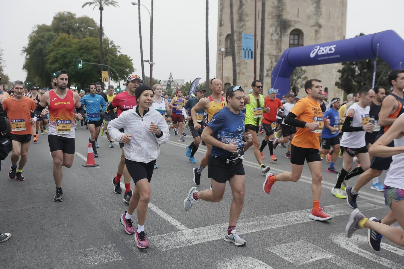 Participantes en el Maratón de Sevilla 2023