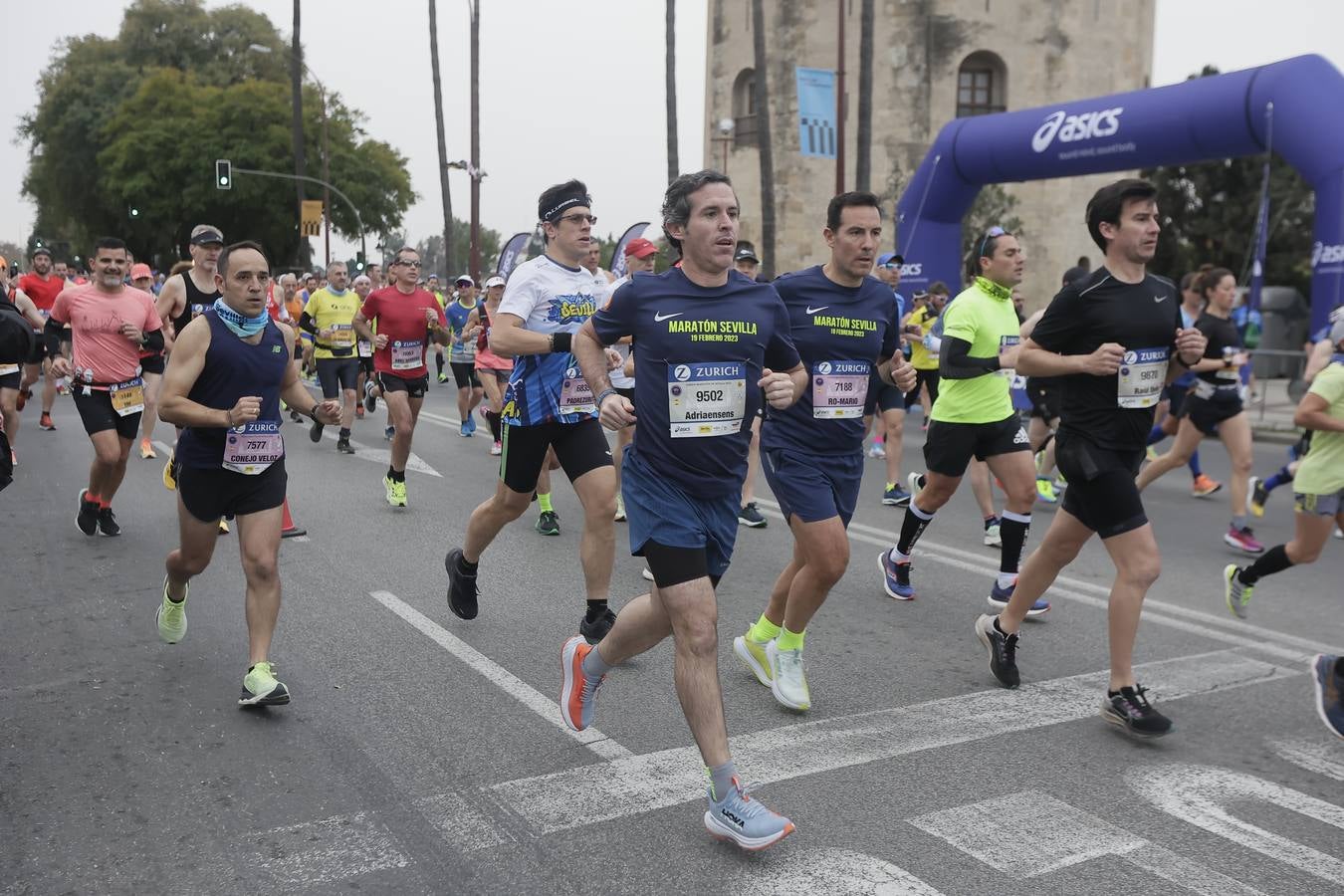 Participantes en el Maratón de Sevilla 2023