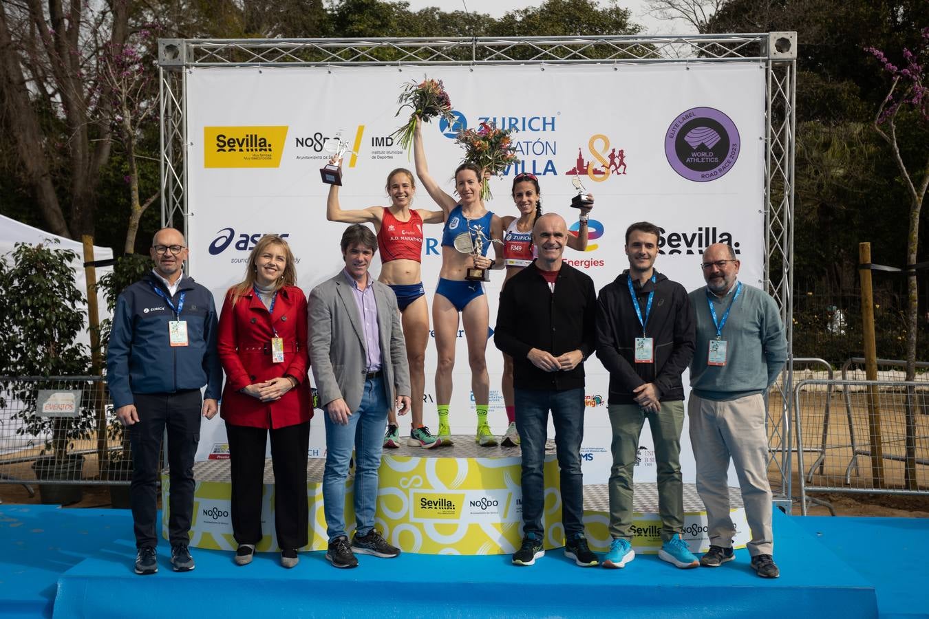 Diferentes momentos del Zurich Maratón Sevilla 2023