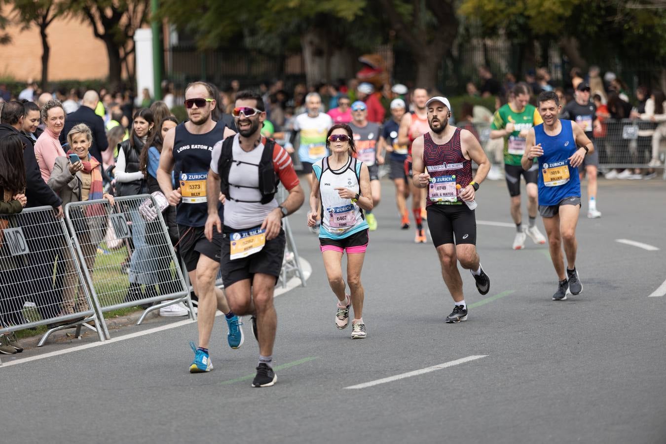 Diferentes momentos del Zurich Maratón Sevilla 2023