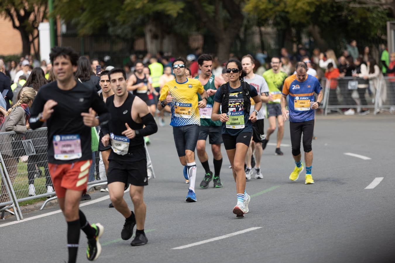 Diferentes momentos del Zurich Maratón Sevilla 2023