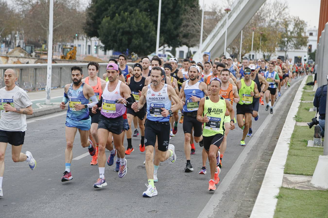 Participantes en el Maratón de Sevilla 2023