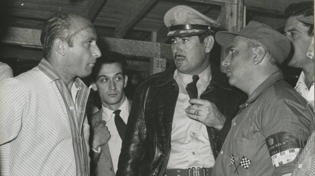 Fangio, a la izquierda, días antes del secuestro