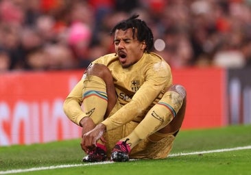 Koundé: «Esto no es un fracaso, competimos bien»