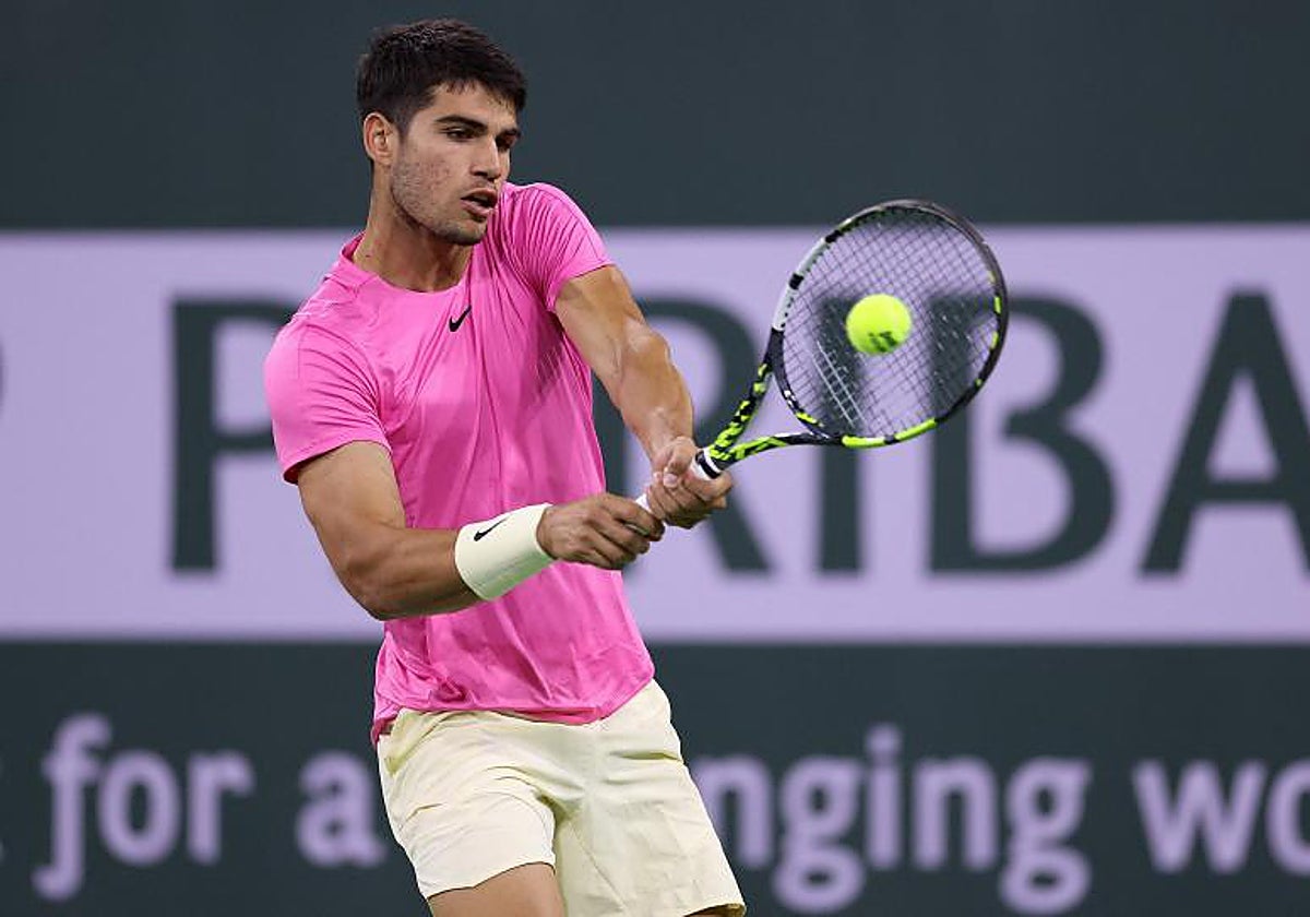 Momento del partido entre Alcaraz y Kokkinakis, donde el español ha dominado en todo momento