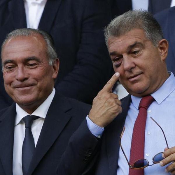 Encuestas, eventos y redes sociales: El Barcelona se abona al victimismo