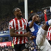 Sentencia histórica para frenar la xenofobia en redes: tres años sin pisar un estadio