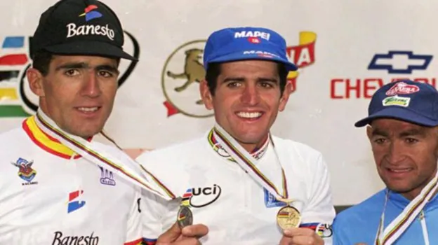 Induráin, Olano y Pantani, en el podio del Mundial Colombia 95