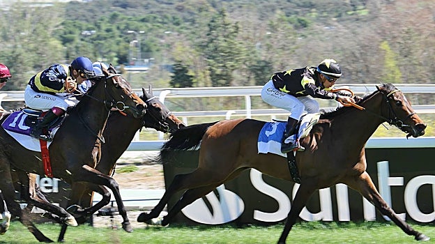 «Sophie's Watch» - 4ª Carrera «Premio Atlántida»