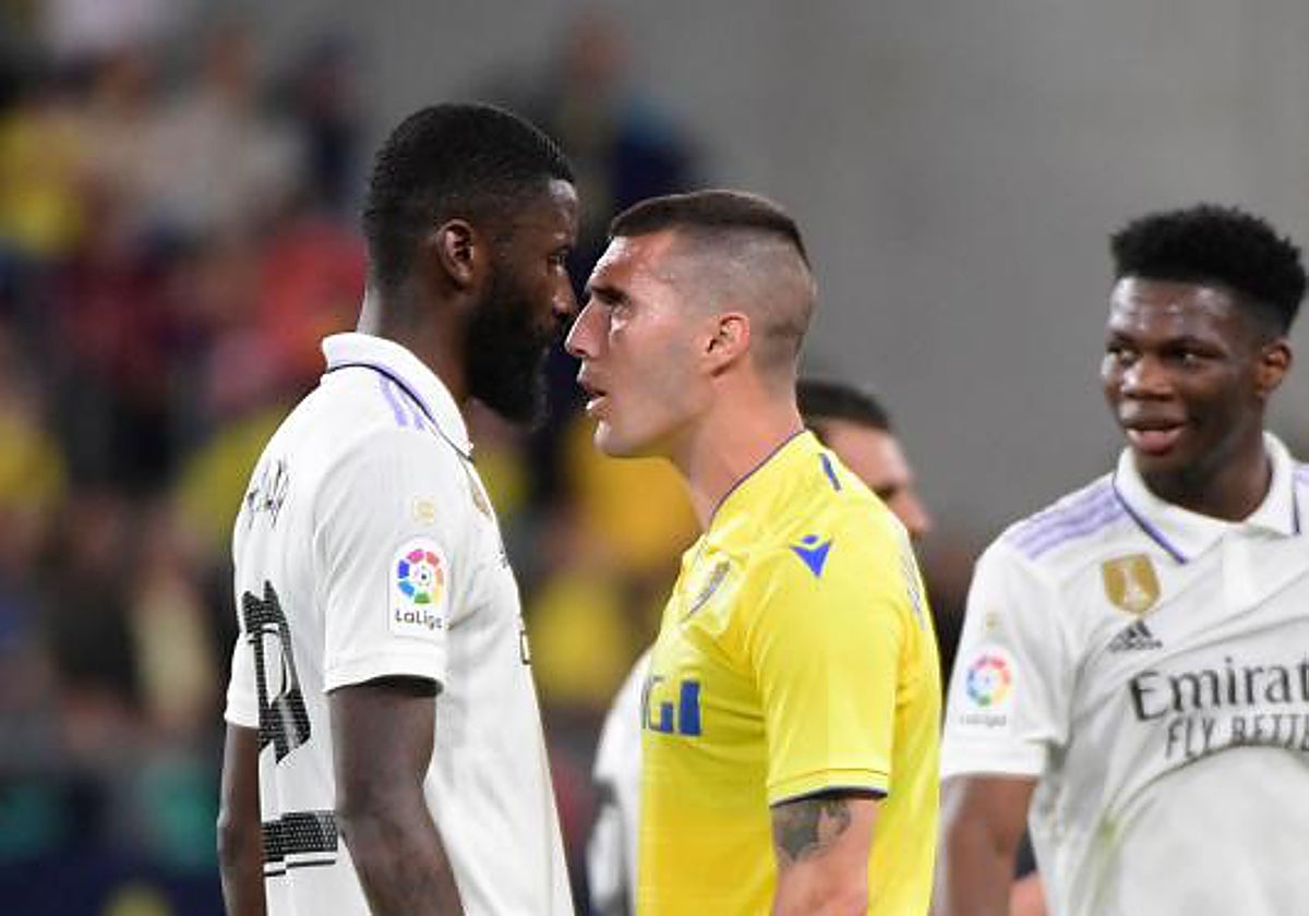 Rudiger y Guardiola, encarados el sábado en Cádiz