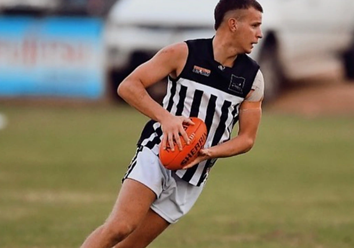 El futbolista Antonio Loiaconio durante un partido