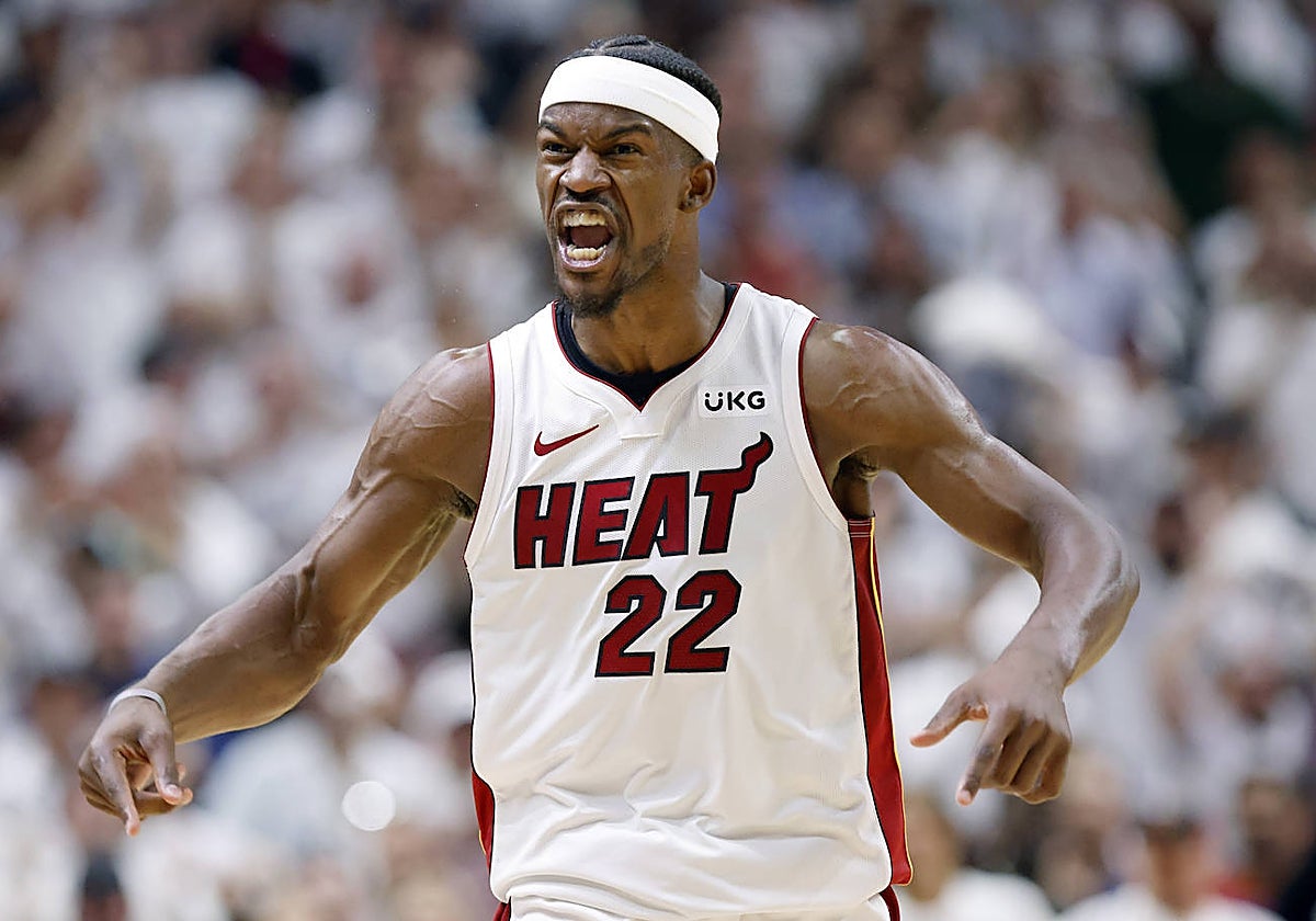 Butler celebra una de sus decisivas canastas ante los Bucks