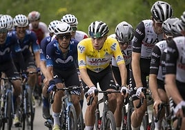 Ayuso cede en la alta montaña y pierde el liderato en el Tour de Romandía