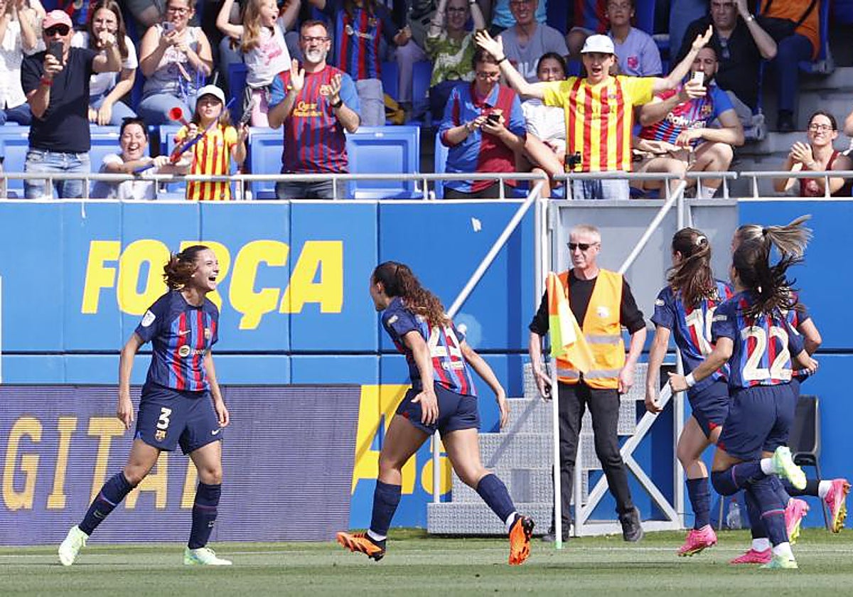 Laia Codina celebra el gol que le da la Liga al Barcelona