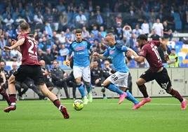 Nápoles - Salernitana en directo, el título de la Serie A en juego
